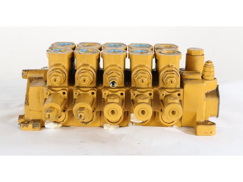 John Deere Control Valves Part and Part Machine